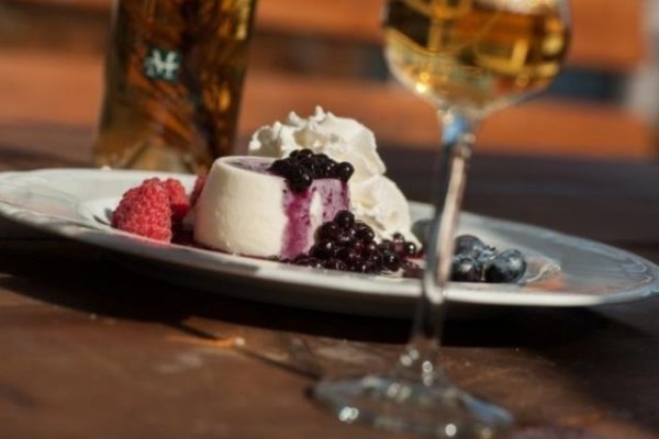 DUE SPADE_FOLGARIA_SS_06.JPG